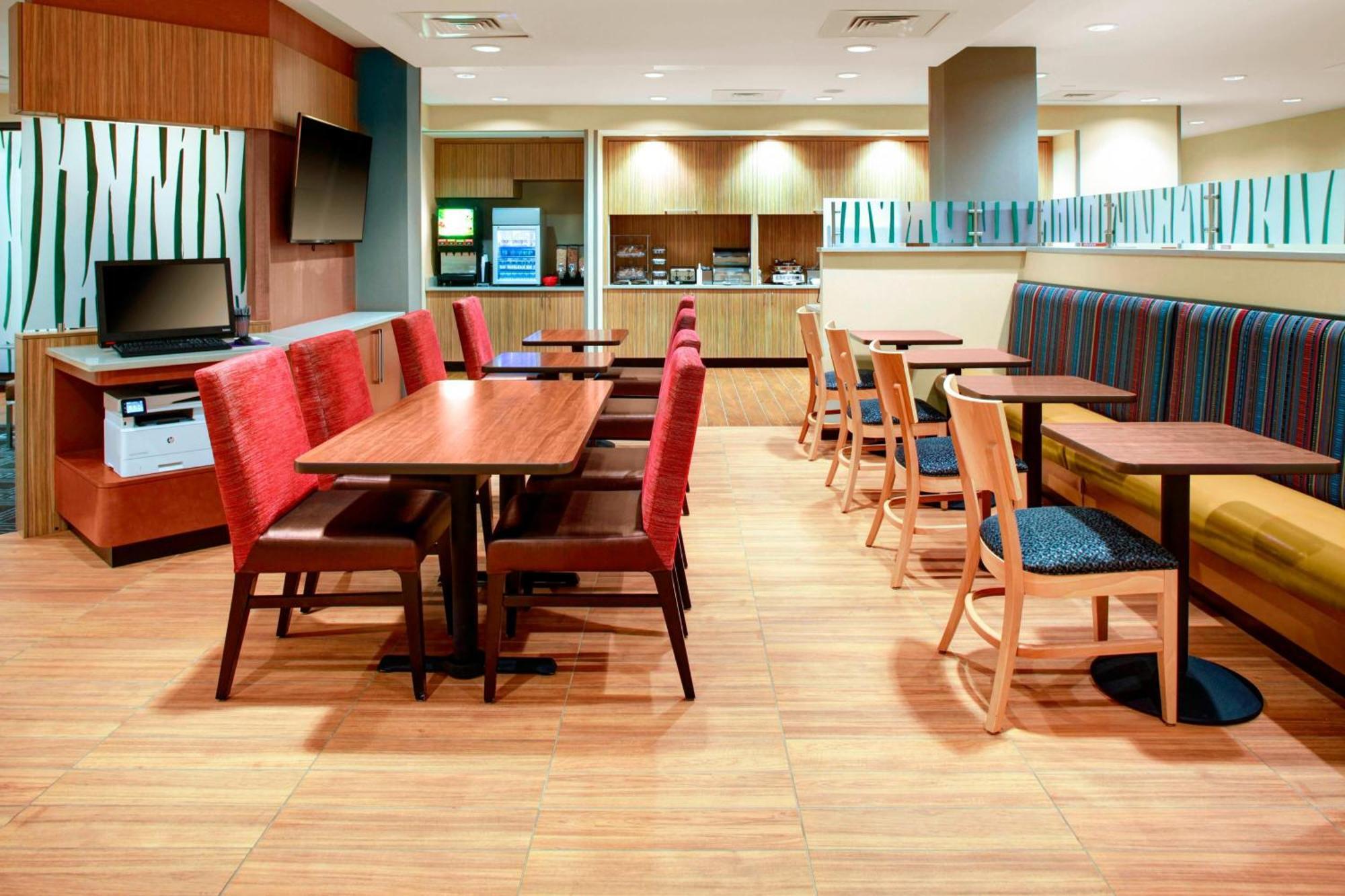 Towneplace Suites By Marriott Macon Mercer University Экстерьер фото