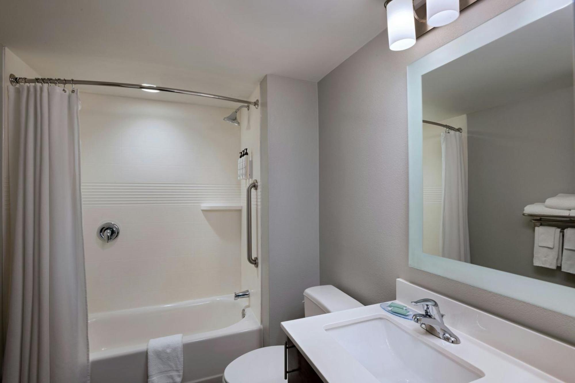 Towneplace Suites By Marriott Macon Mercer University Экстерьер фото
